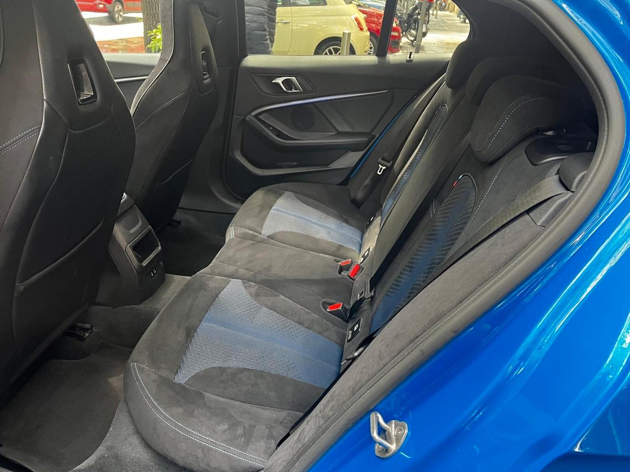 Bmw 120 120i 5p. Msport