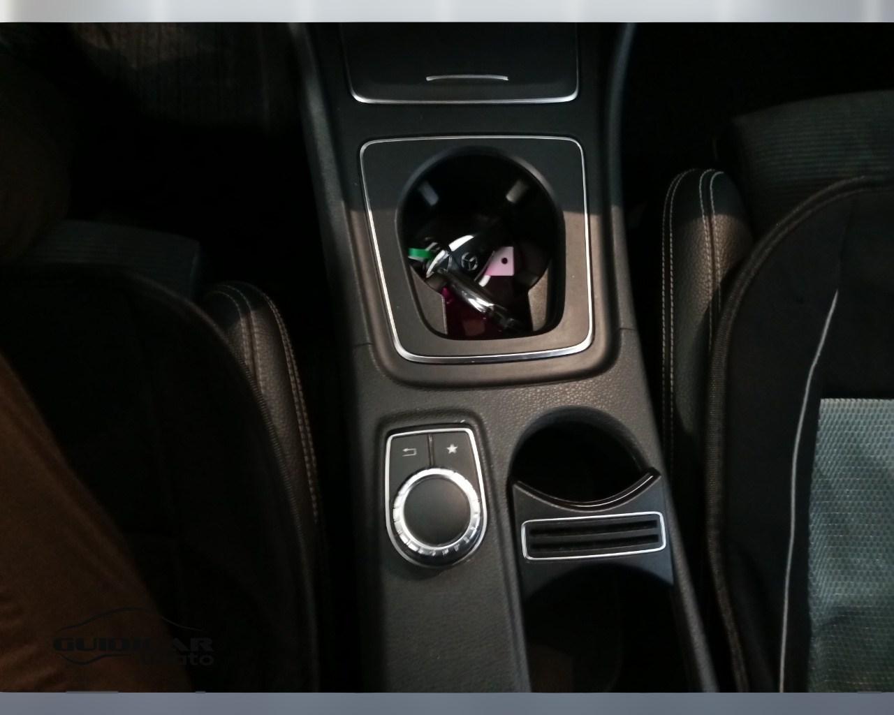 Mercedes-Benz CLA Shooting Brake - X117 - CLA Shooting Brake 180 Sport