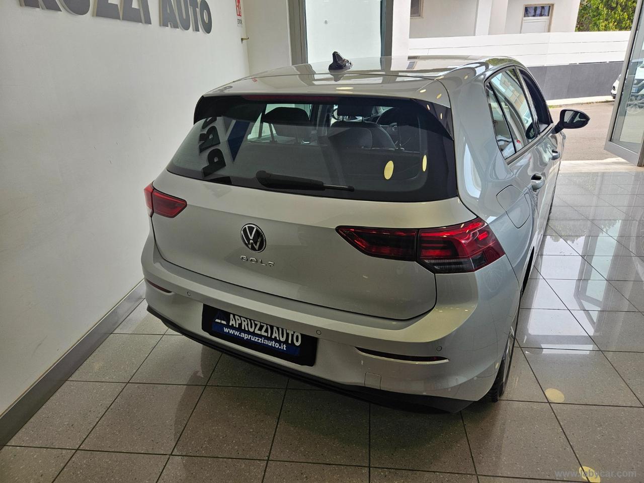 VOLKSWAGEN Golf 2.0 TDI 115 CV SCR Life