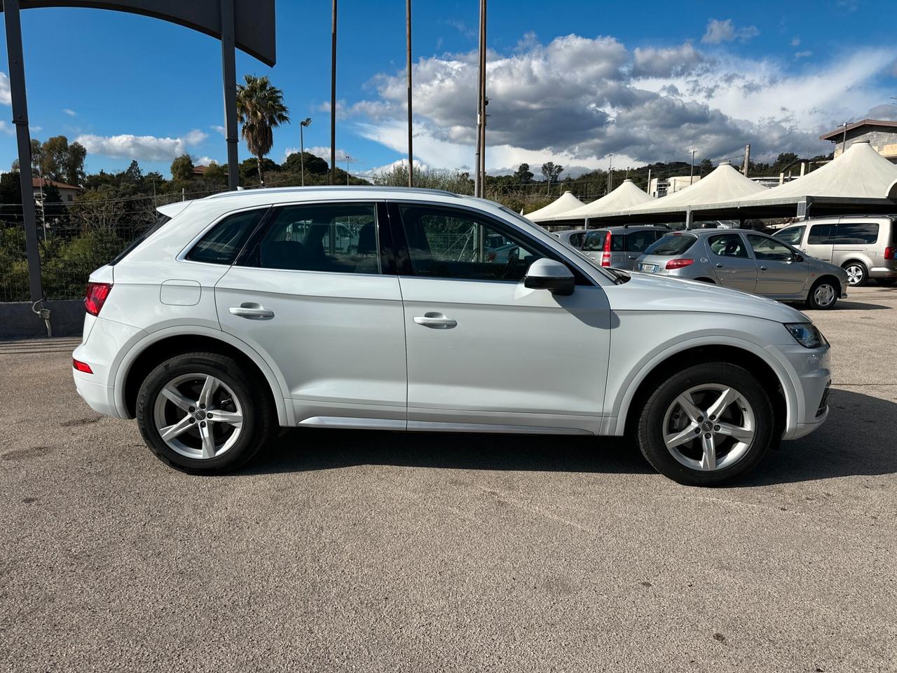 Audi Q5 40 TDI quattro S tronic line plus IVA INCLUSA