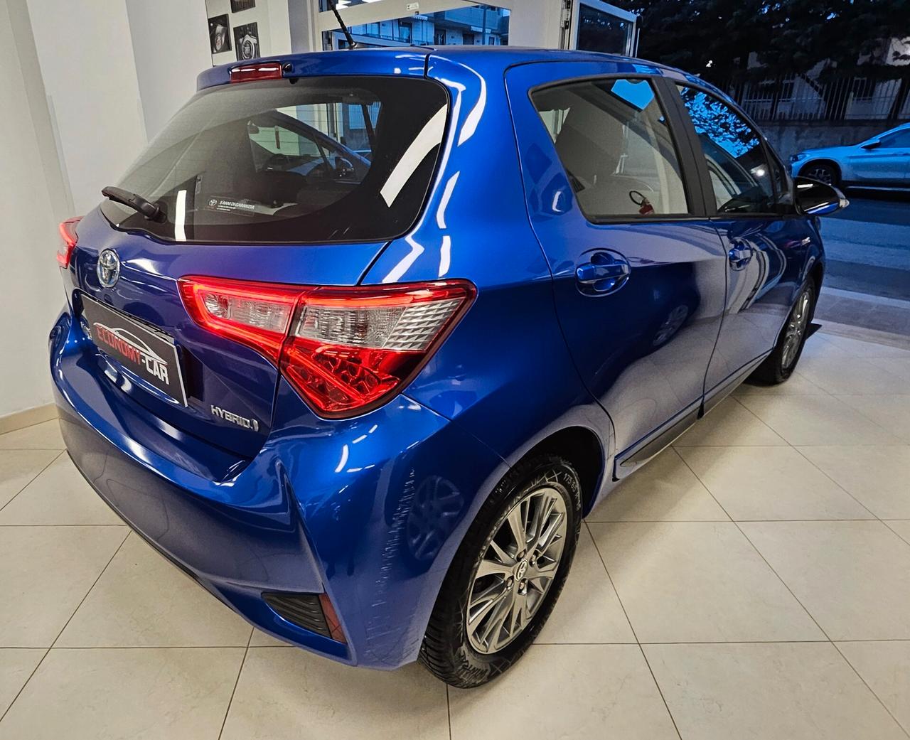 Toyota Yaris 1.5 Hybrid 5 porte Cool