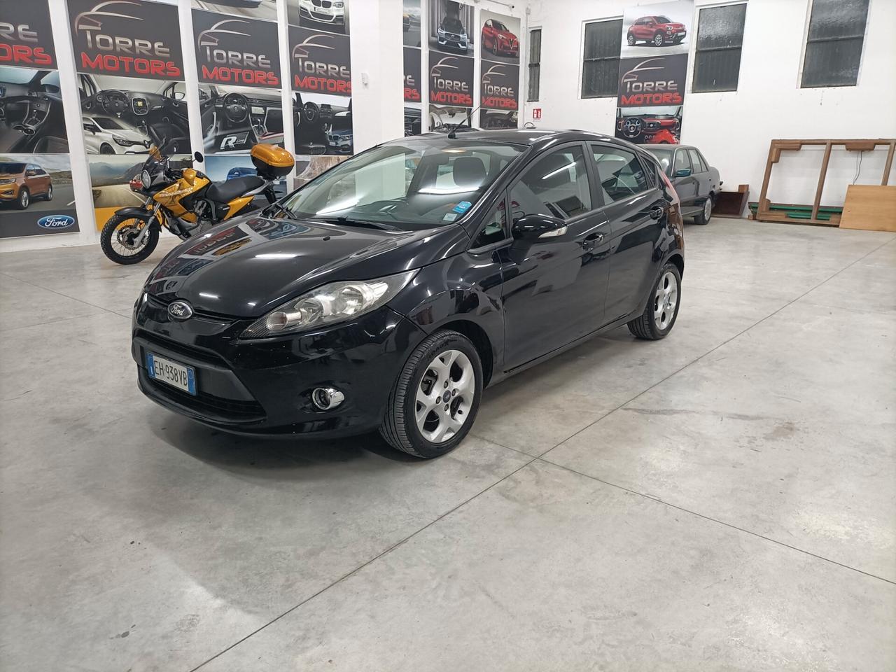 Ford Fiesta 1.4 TDCi 70CV 5 porte Titanium 11/2011