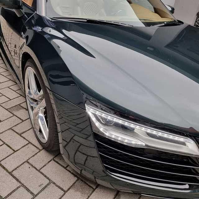 Audi R8 SPYDER 5.2 FSI quattro S tronic