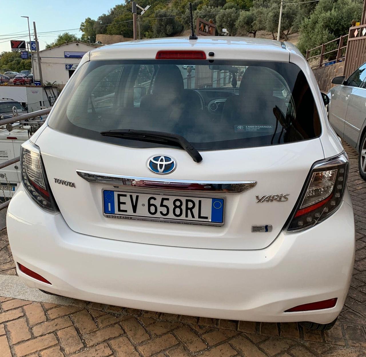 Toyota Yaris 1.5 Hybrid 5 porte Lounge