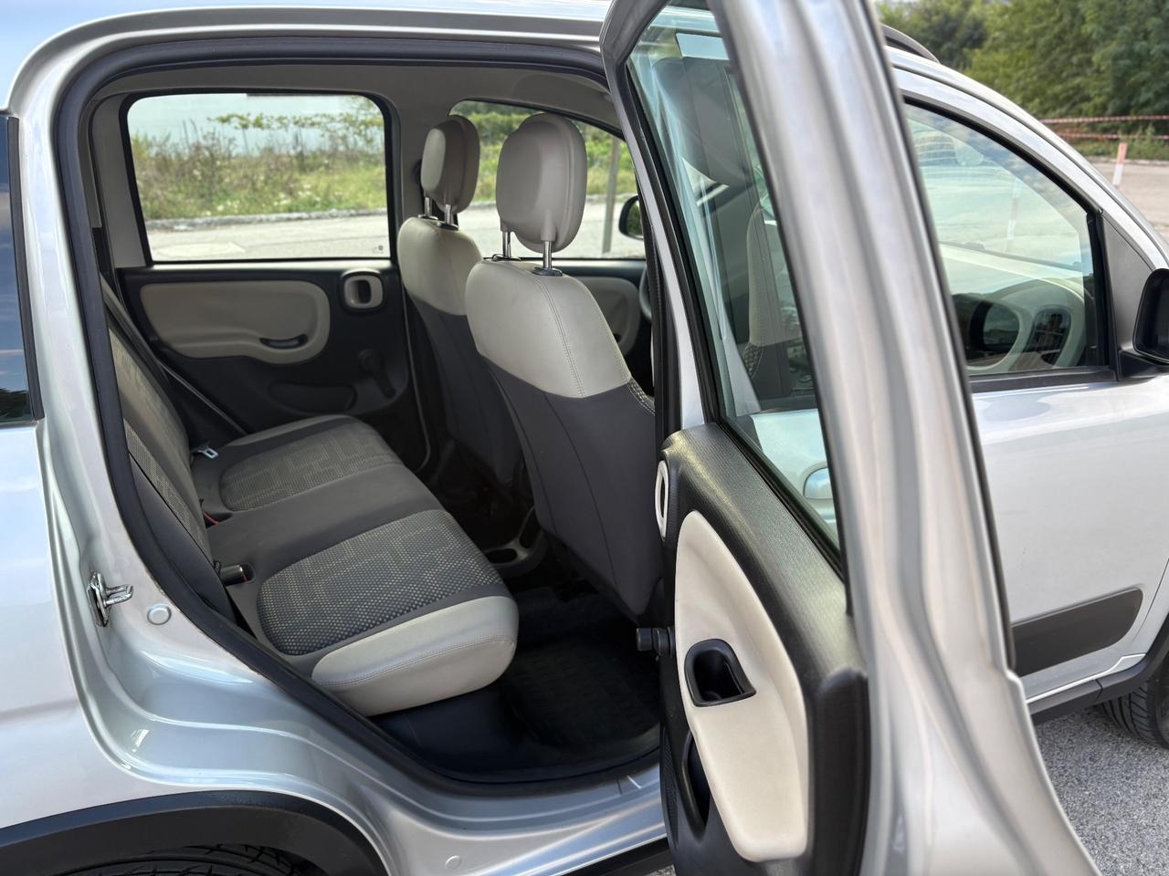 Fiat Panda 4x4 1.3 MJT 75 CV TREKKING FULL OPT