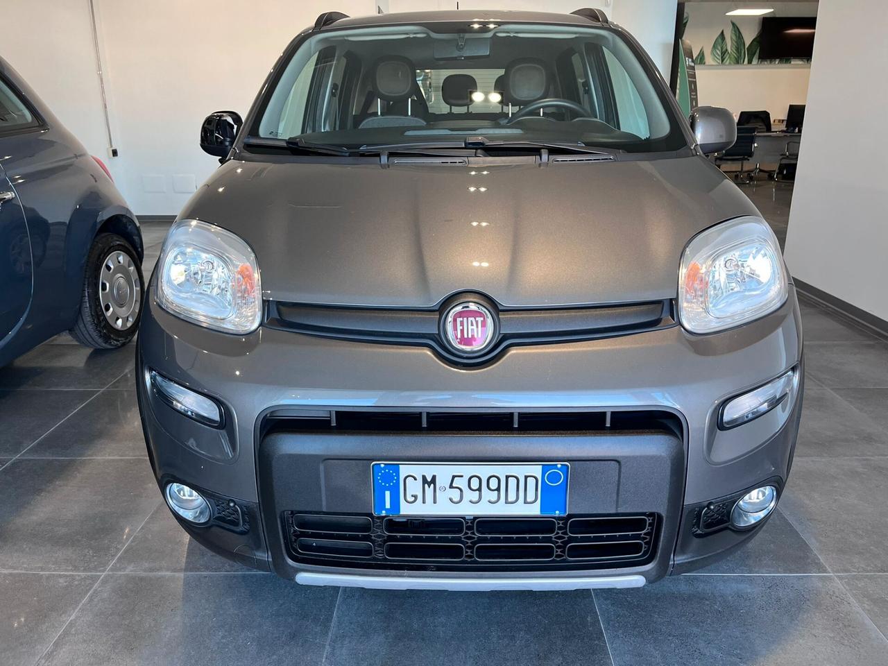 Fiat Panda 1.0 FireFly S&S Hybrid Garmin