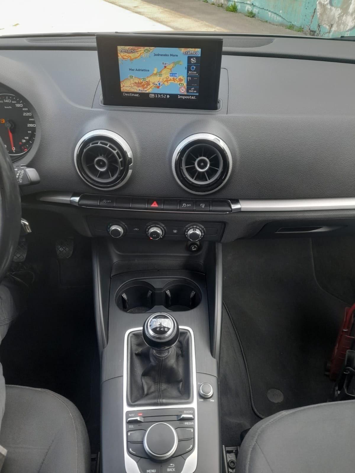 Audi Q3 2.0 TDI 177 CV quattro S tronic