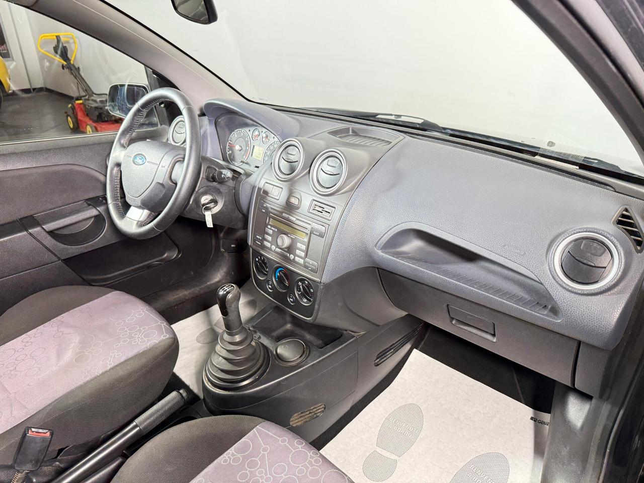Ford Fiesta 1.4 TDCi 5p. Ghia