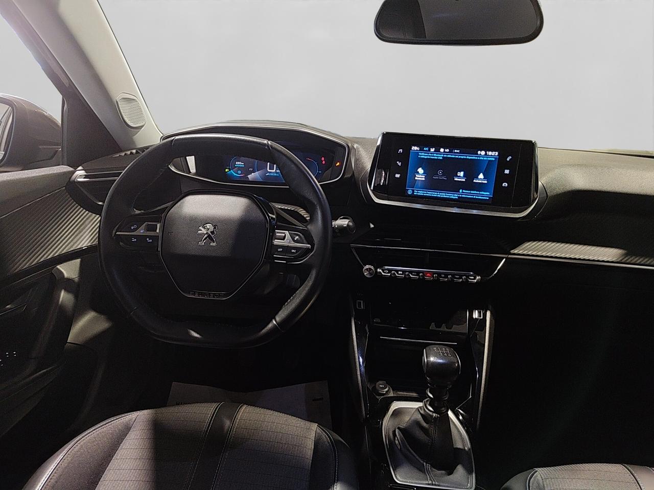 Peugeot 2008 PureTech 130 S&S Allure Pack