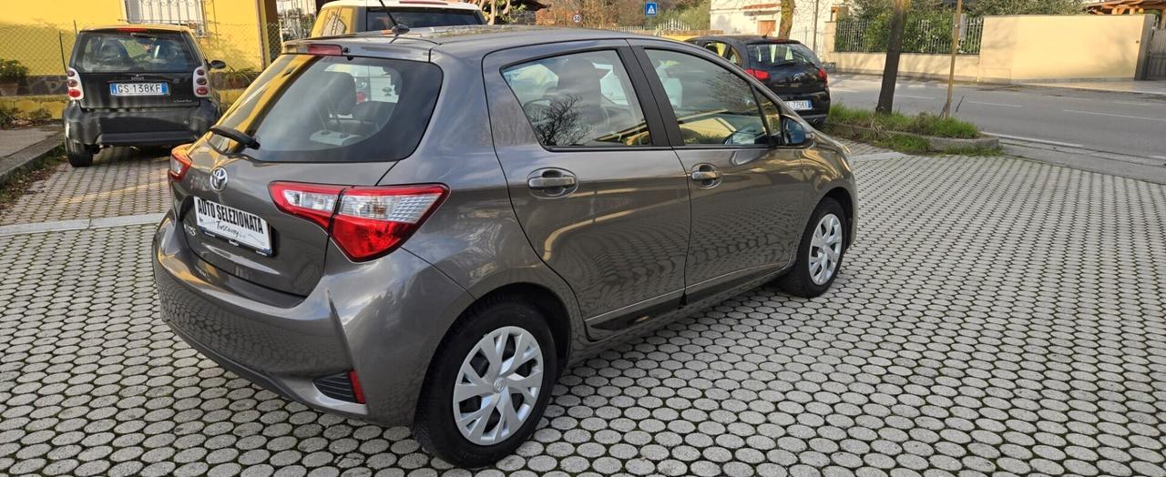 Toyota Yaris 1.0 72 CV 5 porte Cool
