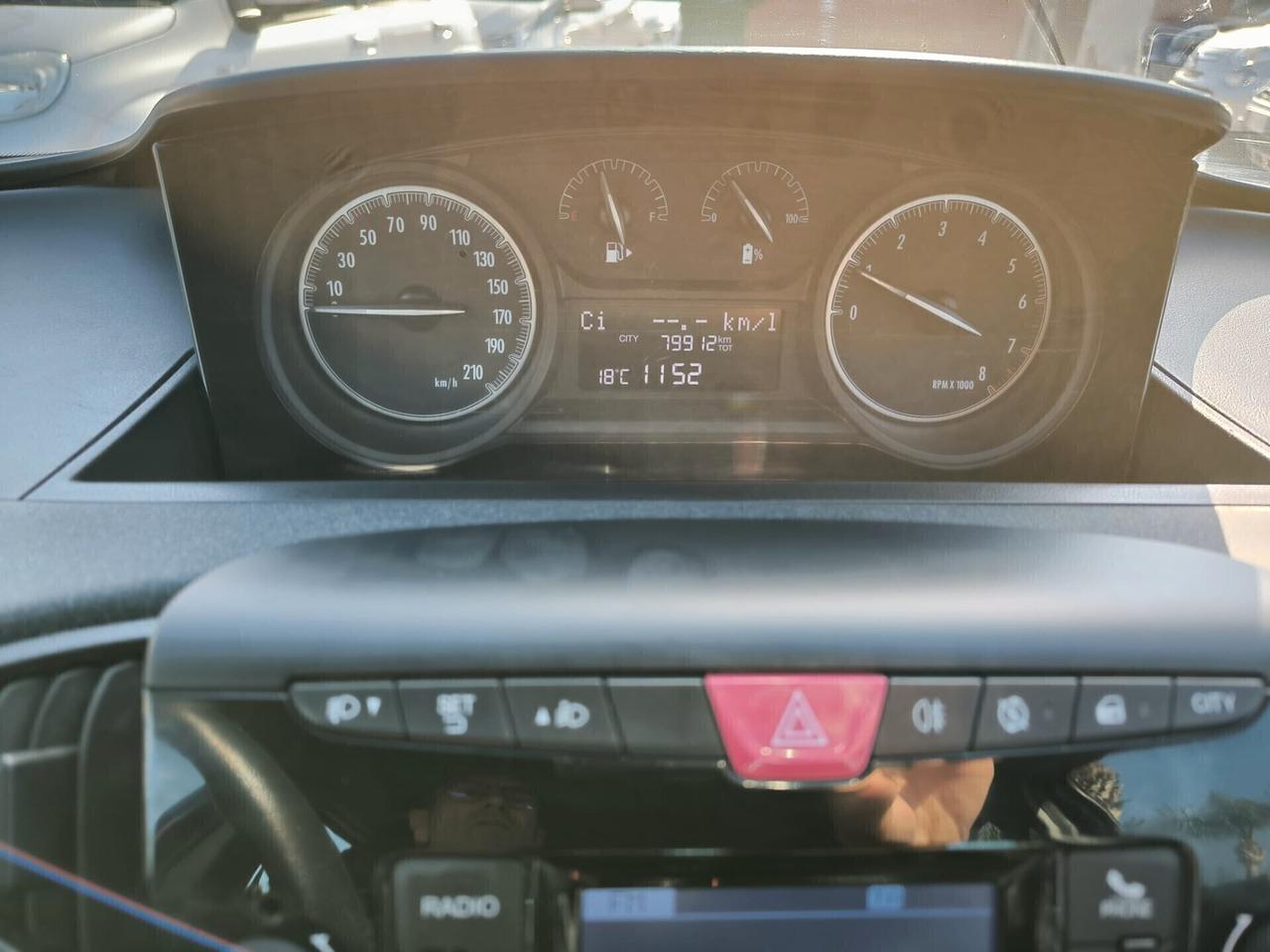 Lancia Ypsilon 1.0 FireFly 5 porte S&S Hybrid Ecochic Silver