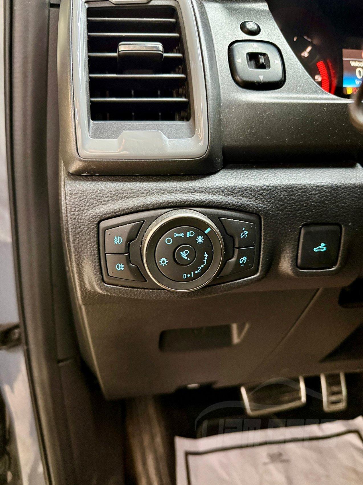 Ford Ranger Double Cab Ranger 2.0 tdci double cab Wildtrak 213cv auto