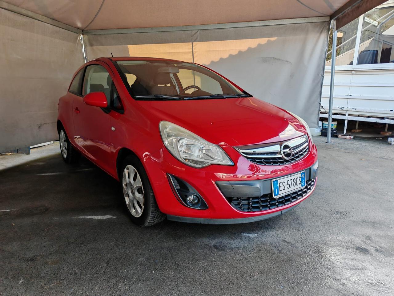 Opel Corsa 1.2 85CV 3 porte GPL-TECH b-color