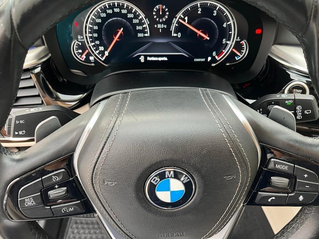 Bmw 520 d xDrive Touring Luxury