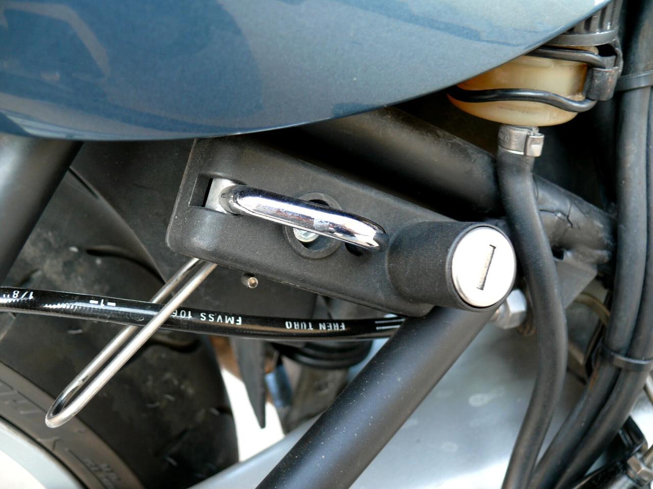 Bmw R 1100 R Naked - (M1353)