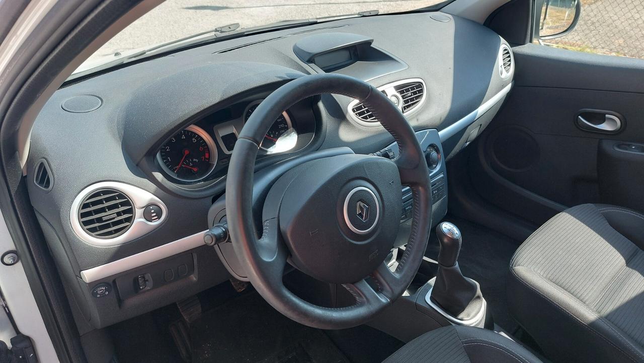 Renault Clio 1.2 16V 5 porte GPL Dynamique