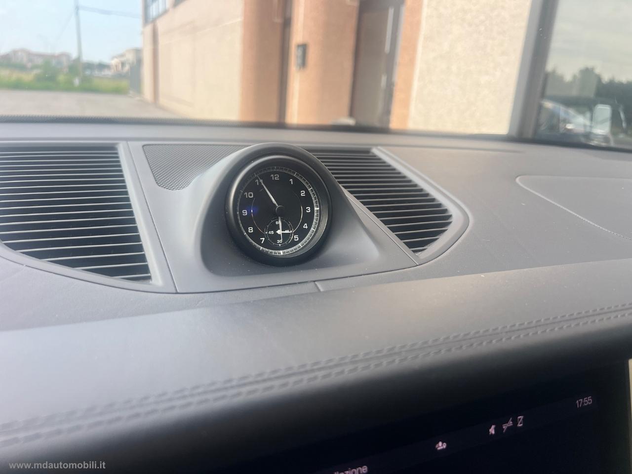PORSCHE Macan 2.0 TETTO 21 CAMERA FULL