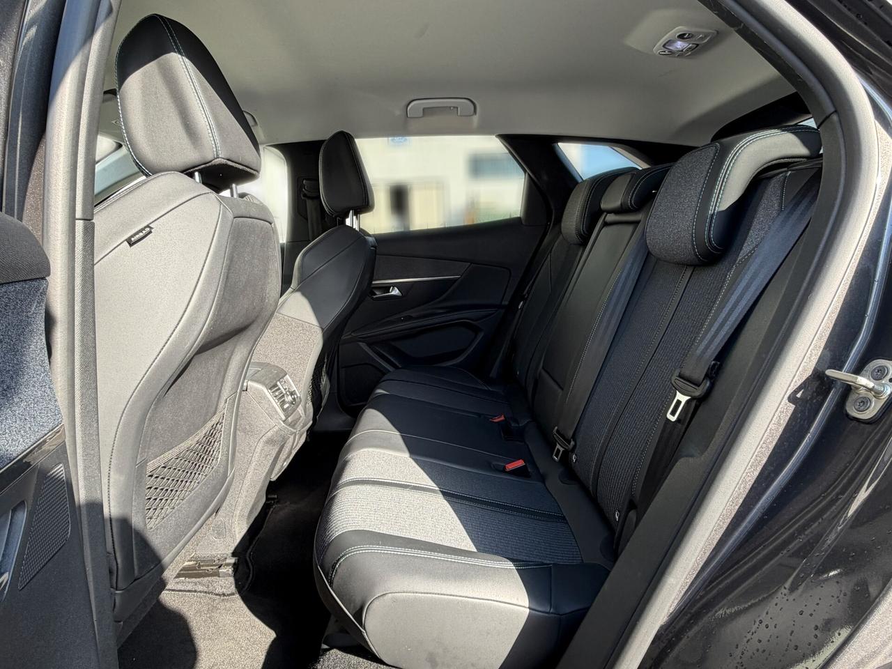 Peugeot 3008 BlueHDi 130 S&S EAT8 Allure Pack
