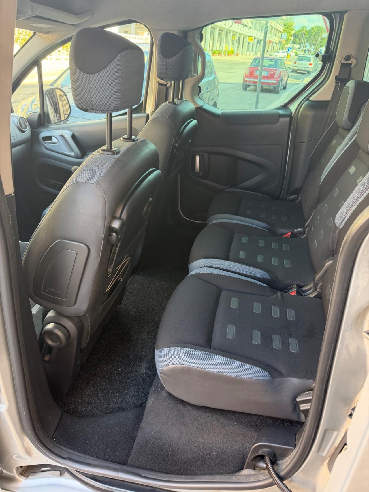 Citroen Berlingo 1.6 e-HDi 110FAP airdream CMP6 XTR Theatre
