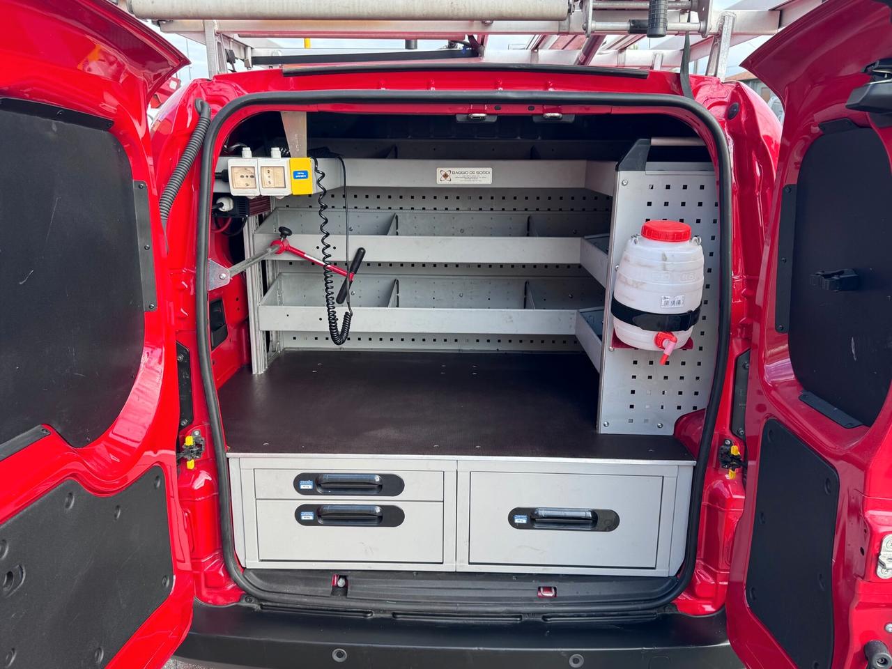 Fiat Fiorino 1.3 mjt 95cv Adventure ALLESTITO OFFICINA