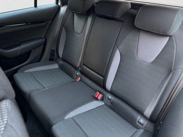 SKODA Octavia 2.0 TDI EVO SCR DSG Wagon Style