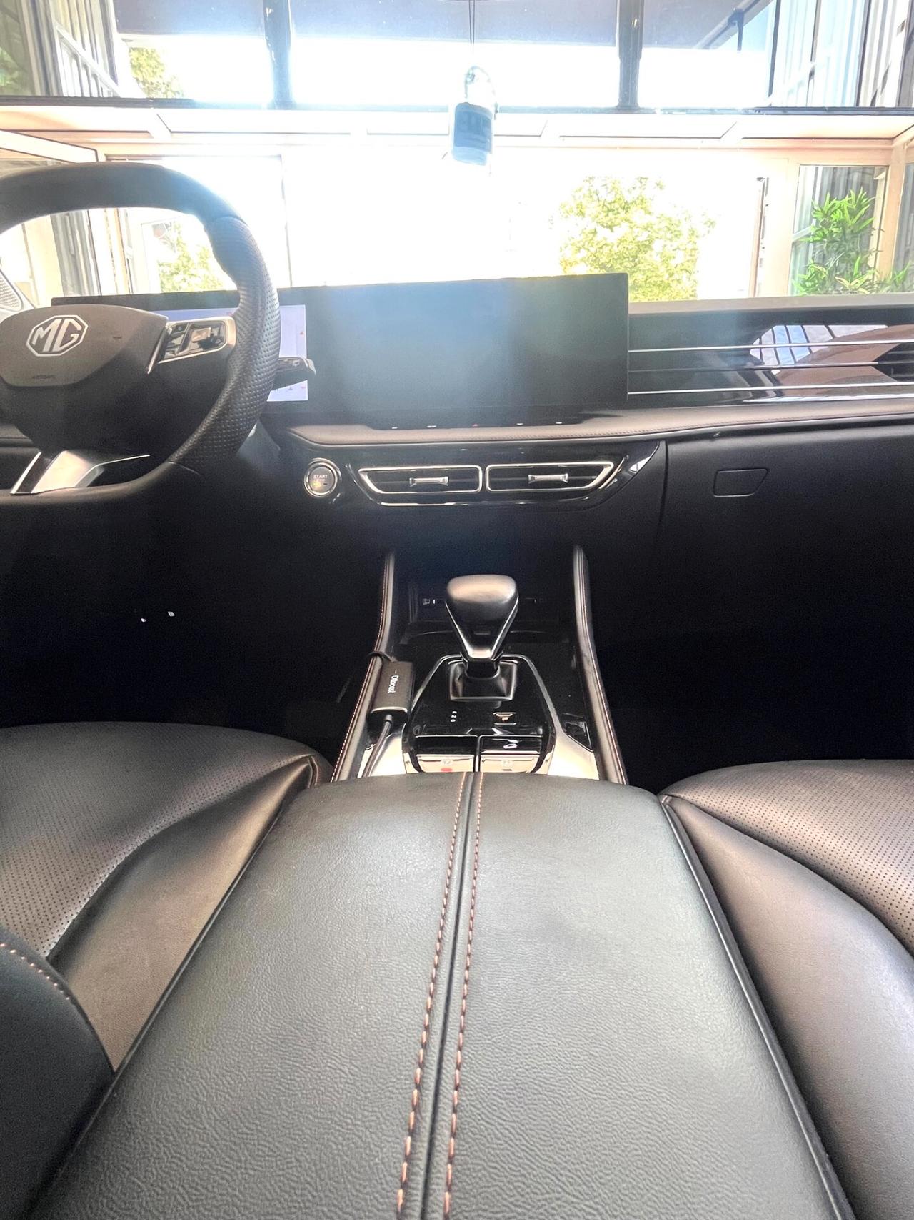 HS PHEV LUXURY IBRIDA ELETTERICA BENZINA