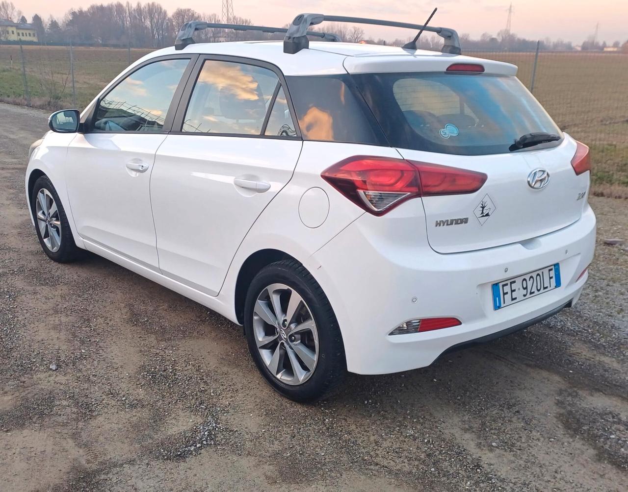 Hyundai i20 1.1 CRDi 12V 5 porte Comfort