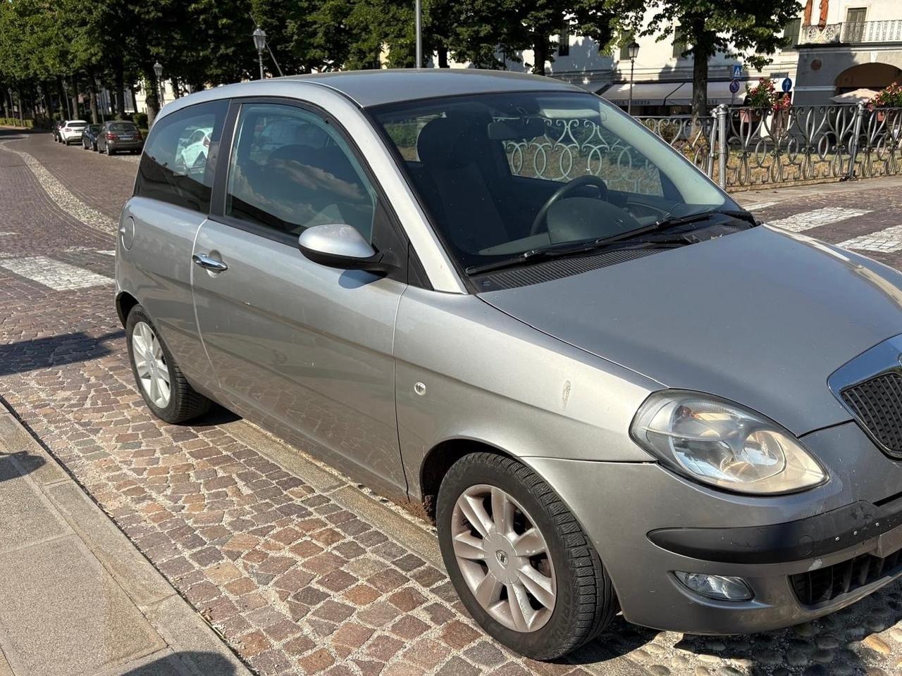 Lancia Ypsilon 1.3 Multijet 16V Platino