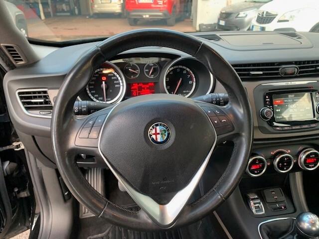 Alfa Romeo Giulietta 1.4 Distinctive Gpl 120cv NEOPATENTATI