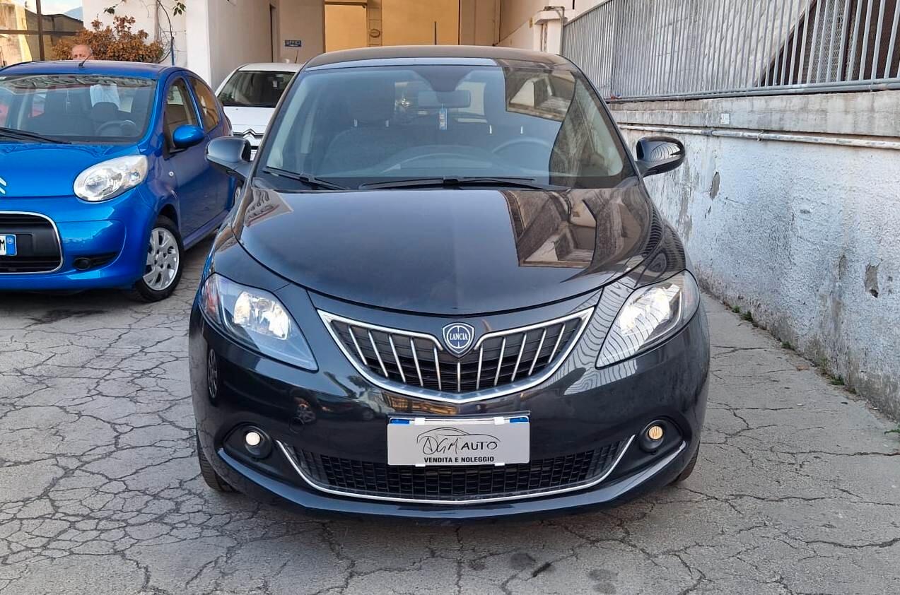 Lancia Ypsilon 1.0 FireFly 5 porte S&S Hybrid Gold