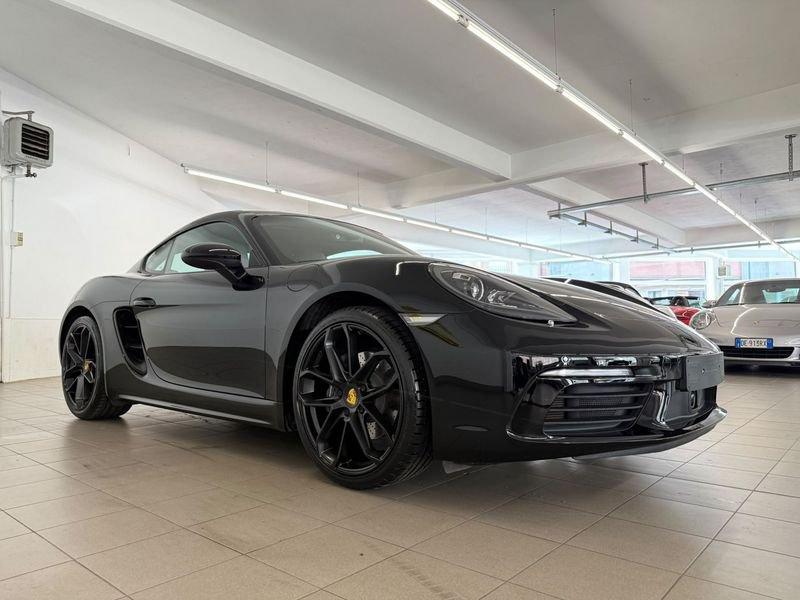 Porsche 718 Cayman