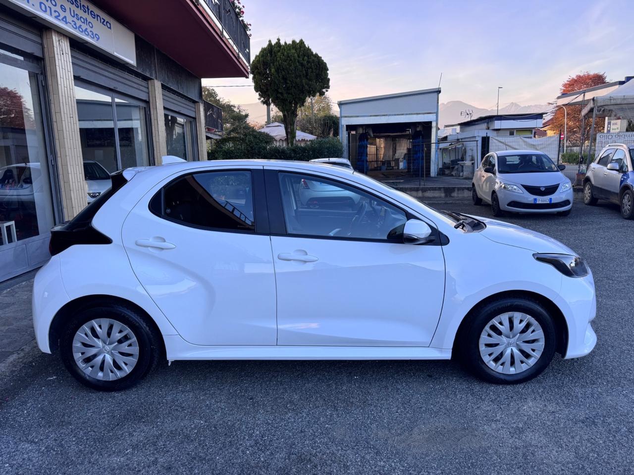 Toyota Yaris 1.5 Hybrid 5 porte Active