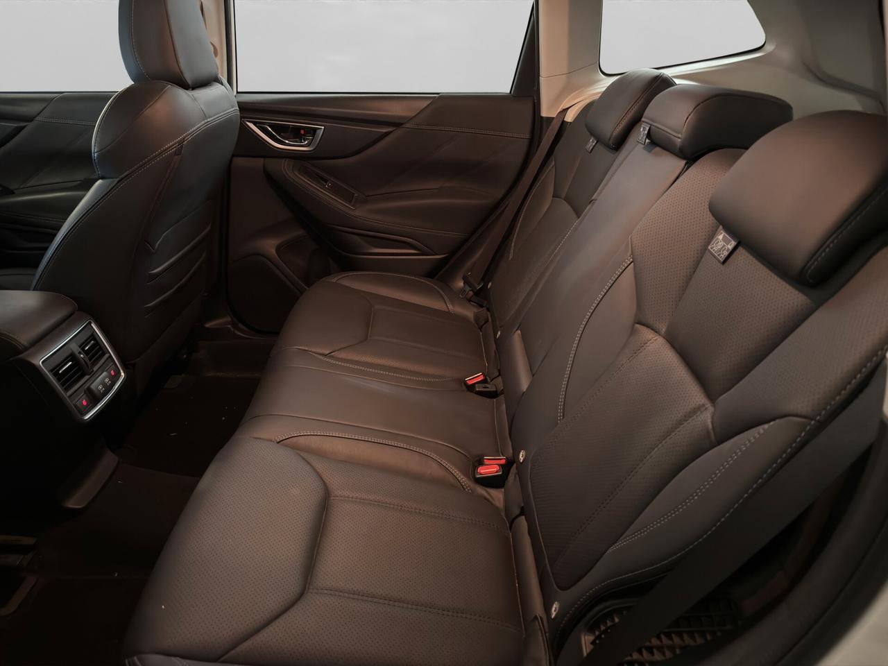 Subaru Forester 2.0 e-Boxer MHEV CVT Lineartronic Premium