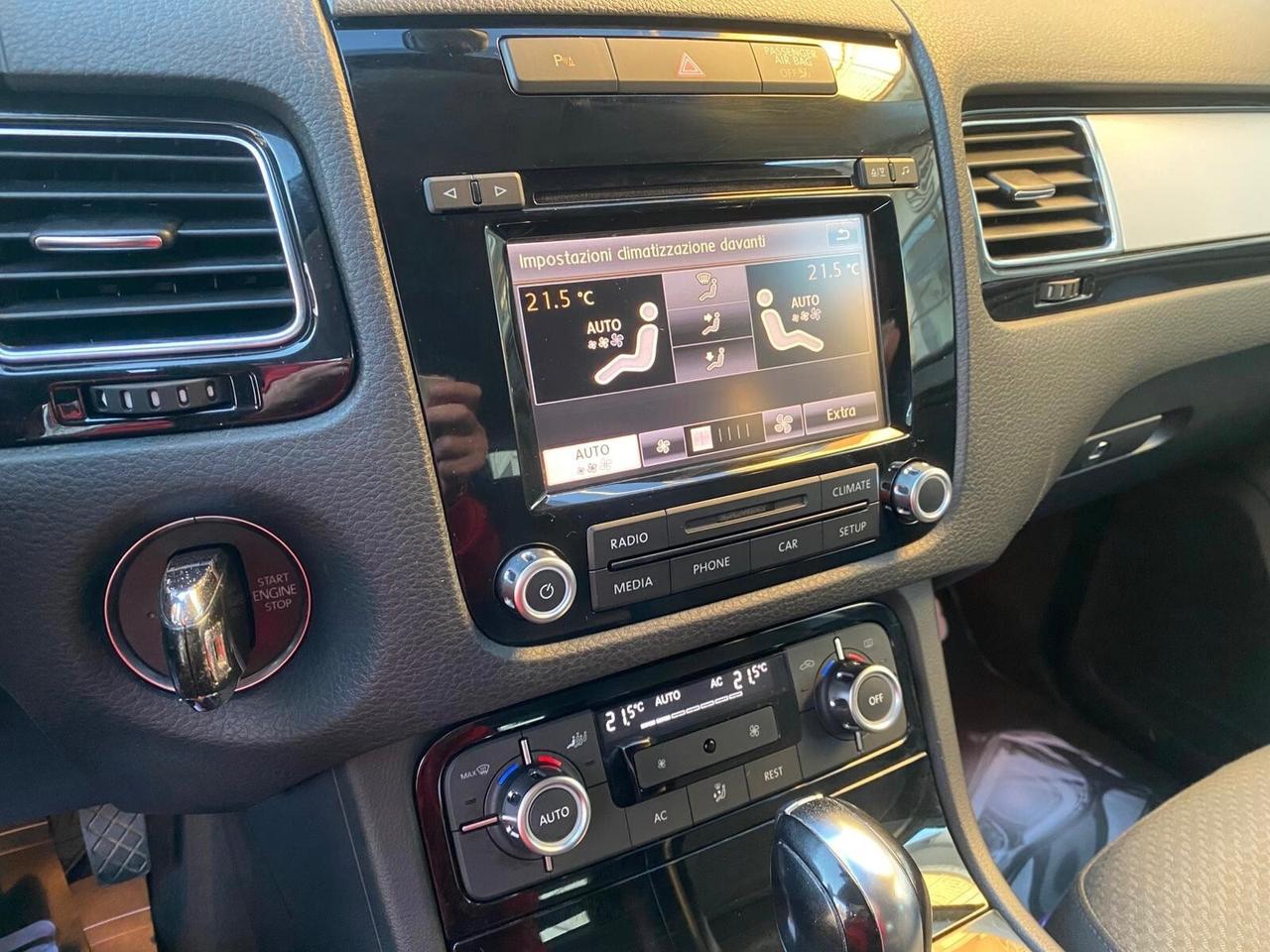 VOLKSWAGEN TOUAREG 3.0 TDI DSG 2011