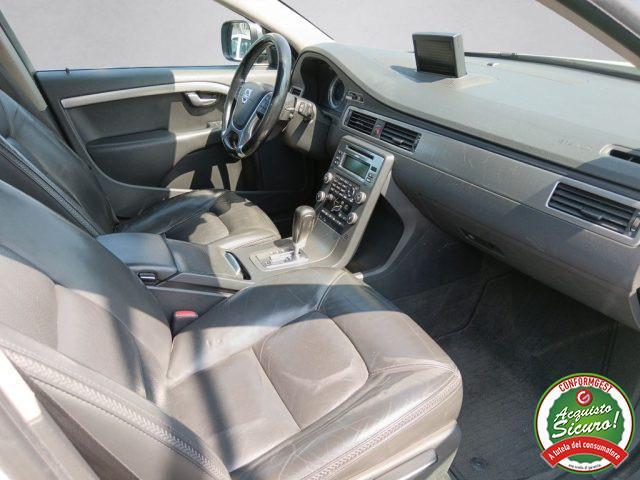 VOLVO XC70 D5 205 CV AWD Summum