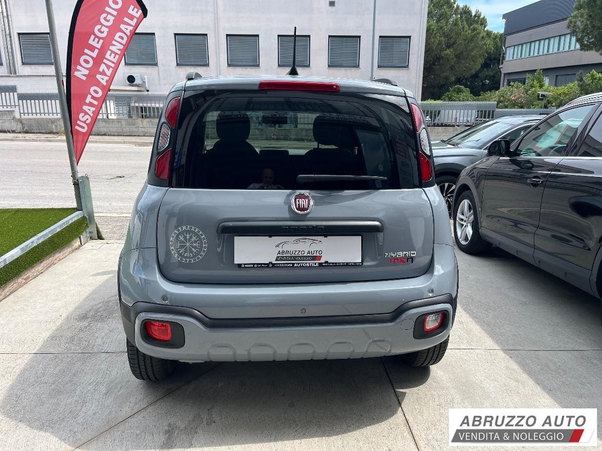 FIAT Panda 1.0 Hybrid City Cross