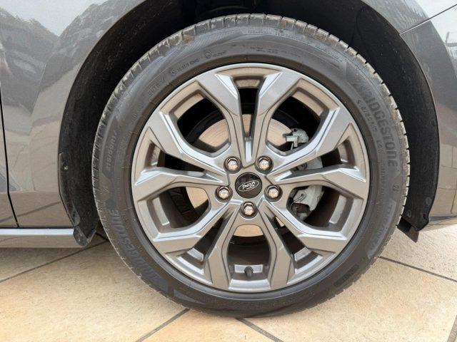 FORD Focus 1.0 ECOBOOST HYBRID 125CV ST-LINE FARI FULL LED