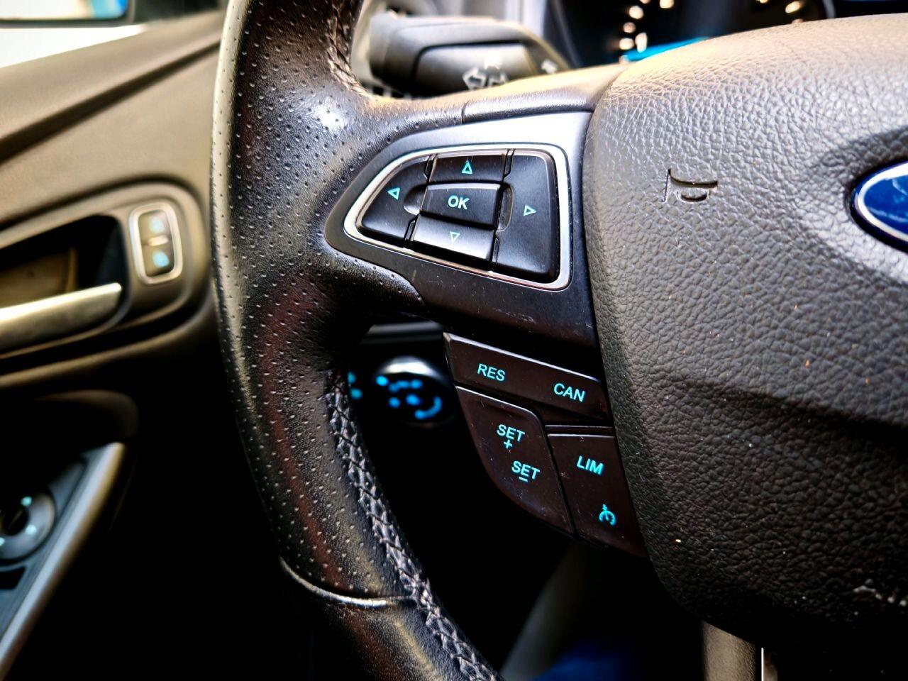 Ford Focus 1.5 TDCi ST-Line 120cv Euro 6B