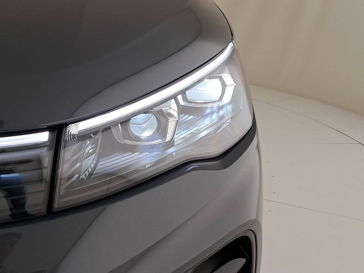 Volkswagen Tiguan 2.0 tdi r-line 150cv dsg