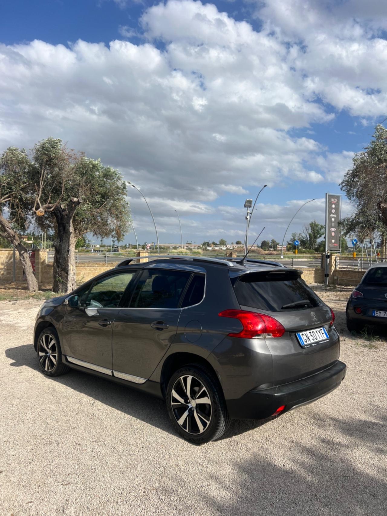 Peugeot 2008 1.6 e-HDi 115 CV Stop&Start Allure con tetto panoramico