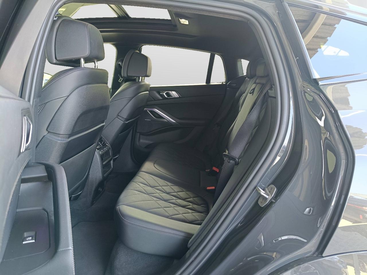 BMW X6 G06 - X6 xdrive30d mhev 48V Msport auto