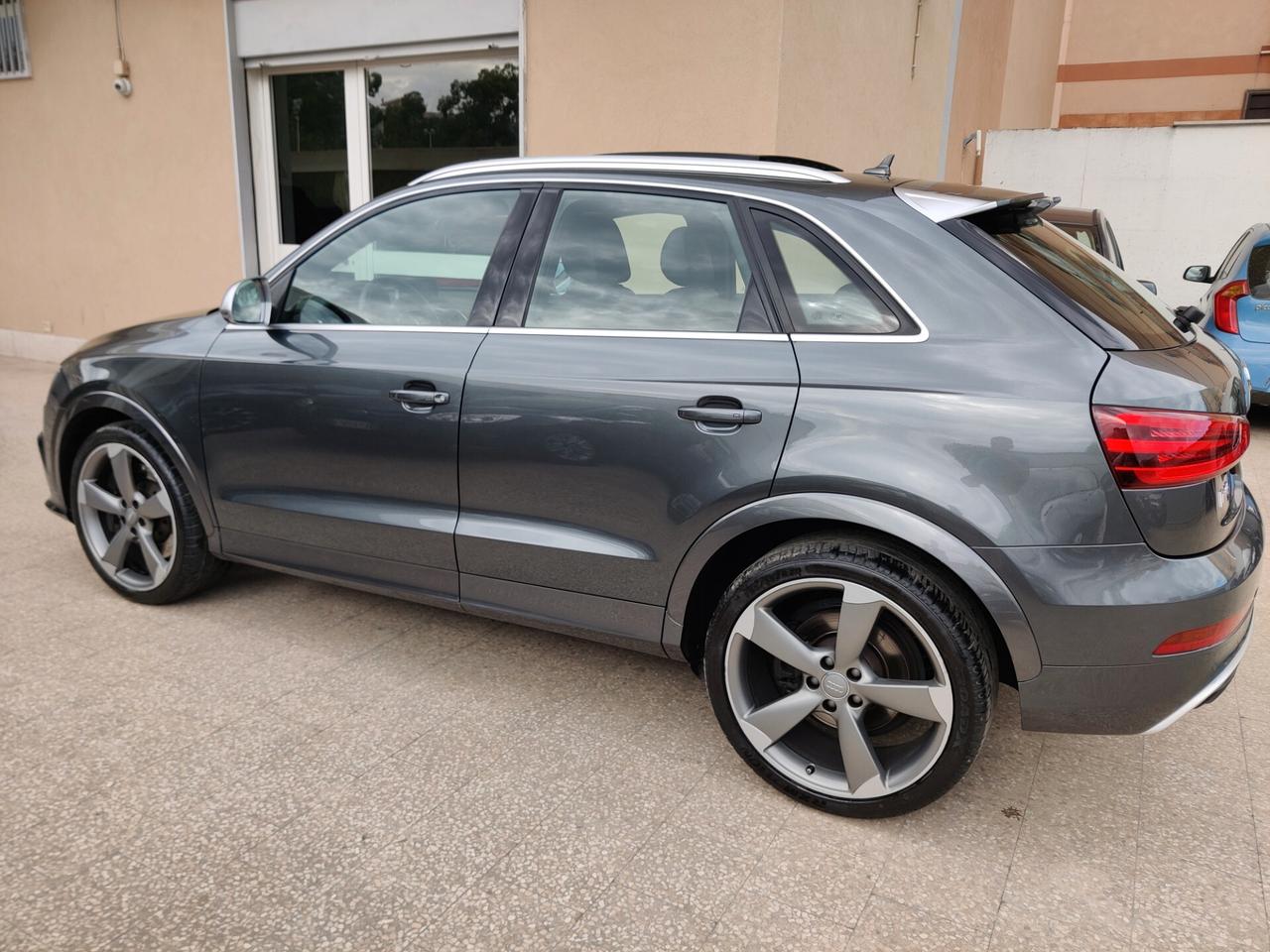 Audi RSQ3 RS 2.5 TFSI quattro S tronic