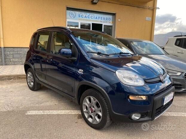 Fiat Panda 1.3 MJT 16V DPF 4x4 Climbing