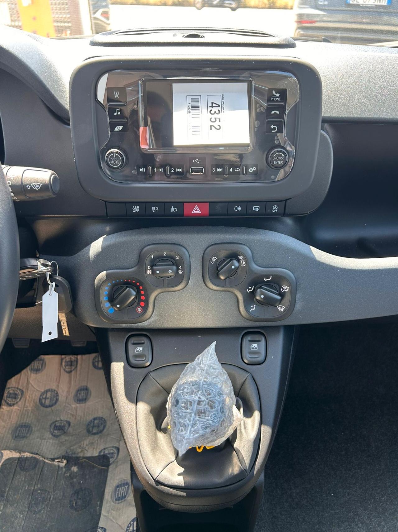 Fiat Panda Pandina 1.0 FireFly 65 CV Hybrid Icon