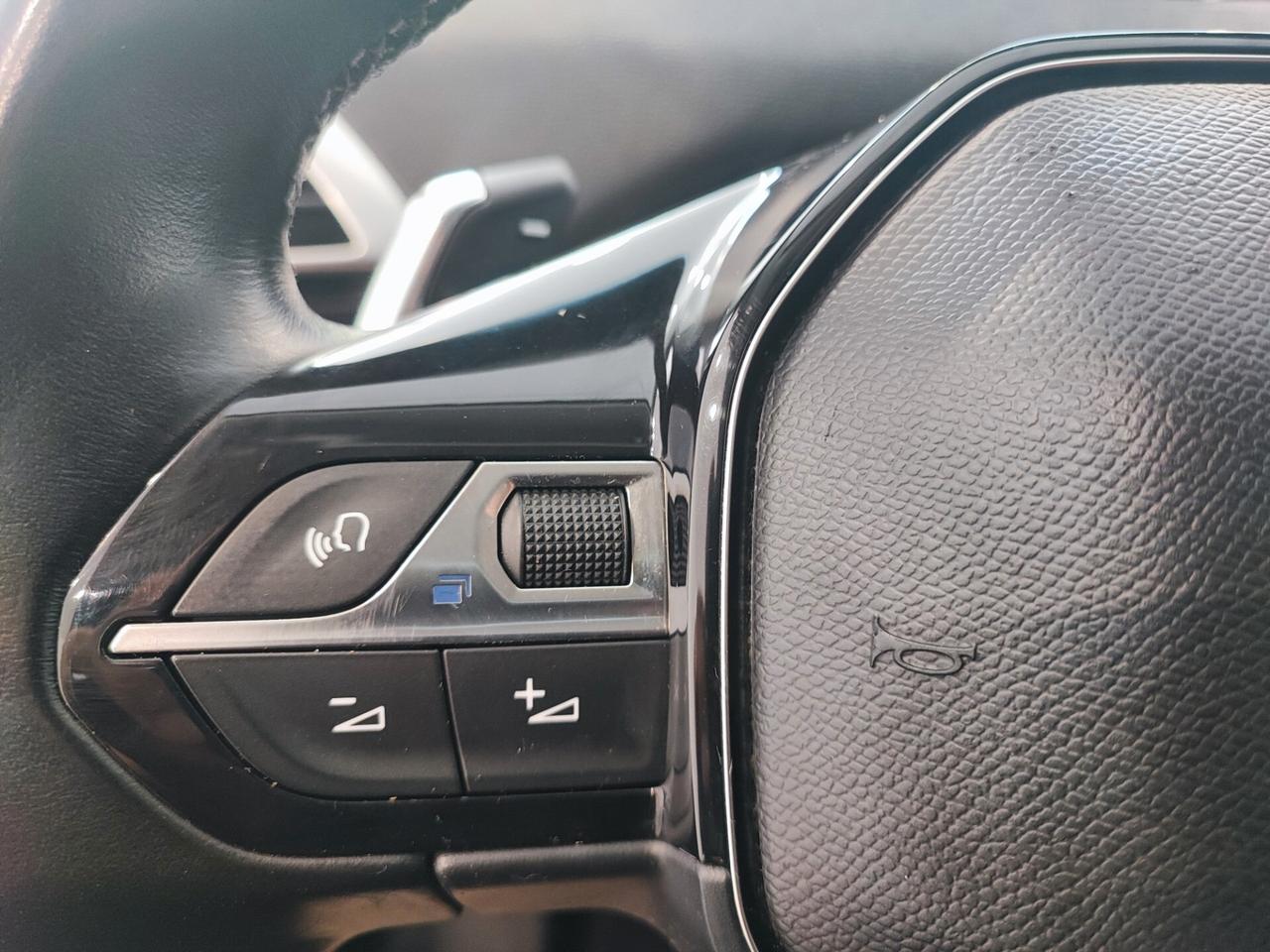 Peugeot 3008 BlueHDi S&S EAT8 GT