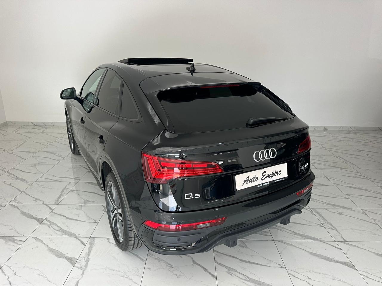 AUDI Q5 SPORTBACK S-LINE BLACK EDITION