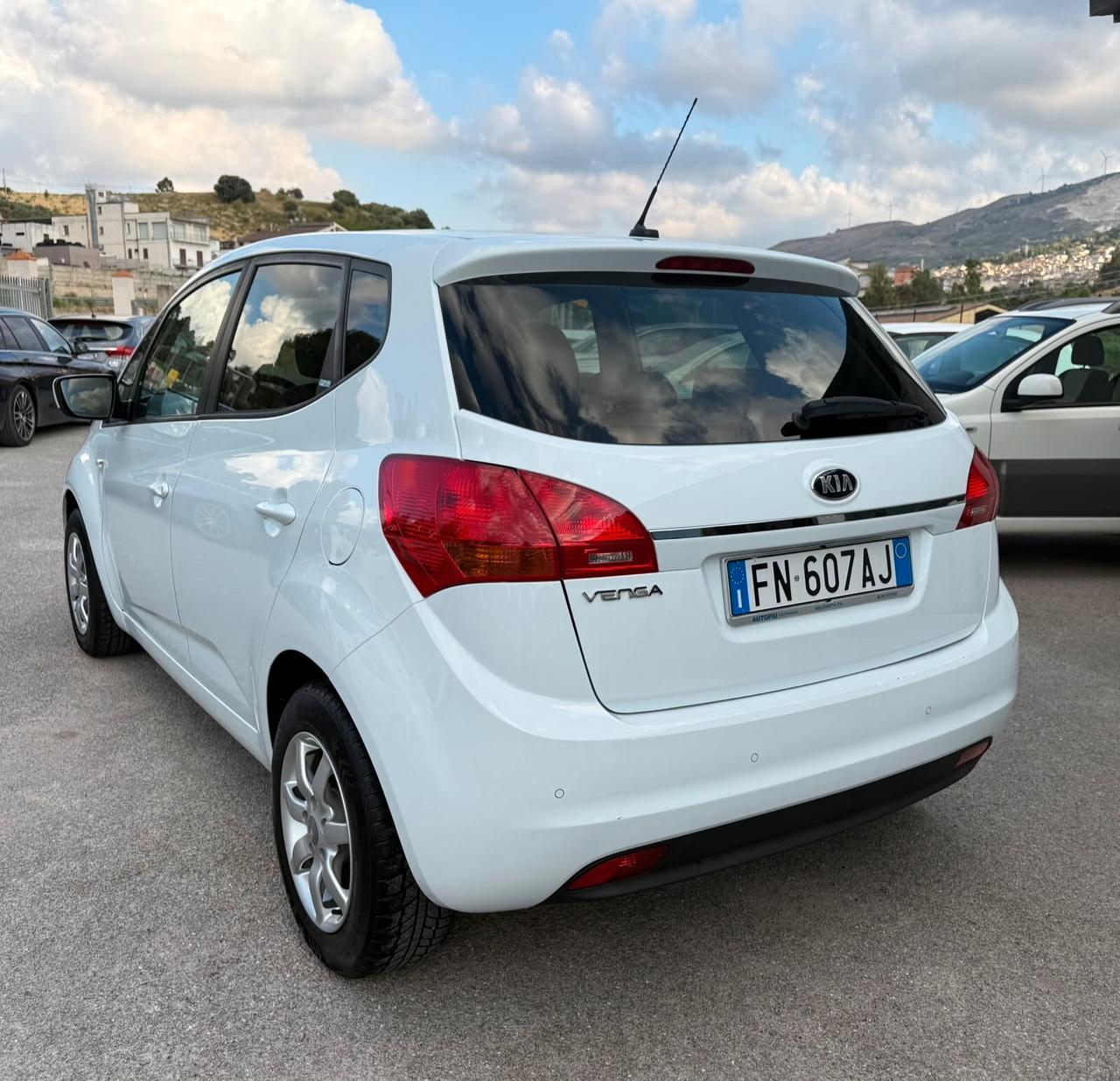 Kia Venga 1.4 CRDi 90CV Cool