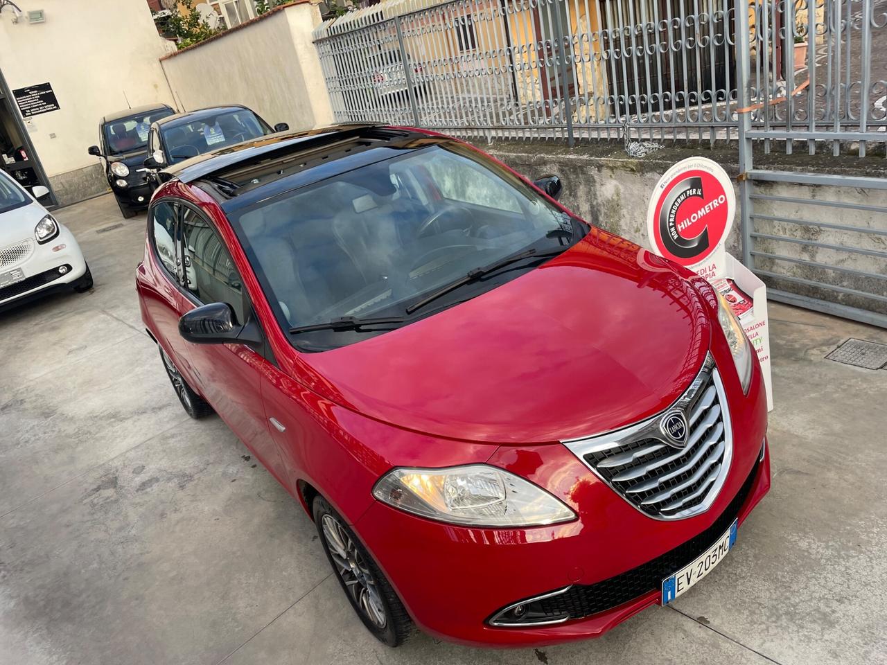 Lancia Ypsilon 0.9 TwinAir 85 CV 5 porte S&S DFN Platinum