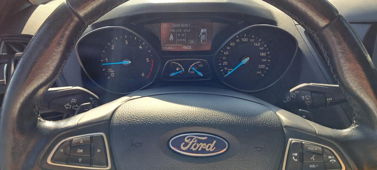 Ford KUGA 1.5 TDCI 120cv Powershift