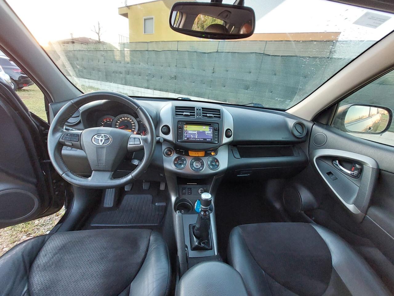 Toyota RAV 4 RAV4 Crossport 2.2 D-4D 150 CV Lounge